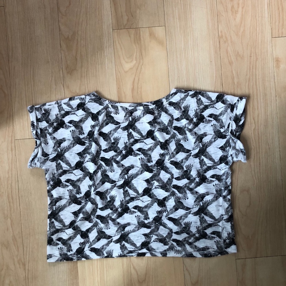 AEROPOSTALE Hummingbird Shirt